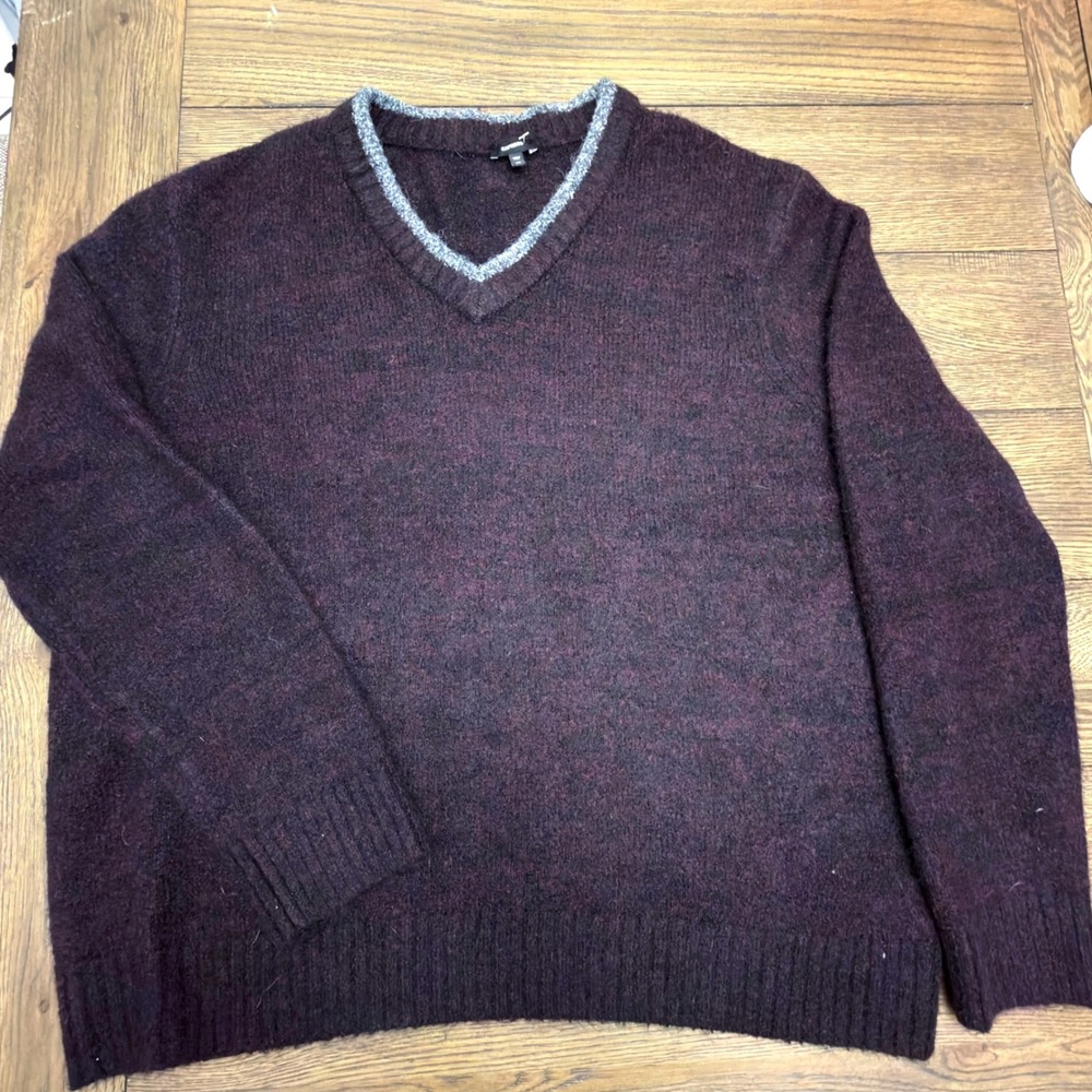 Express Mens V-Neck Sweater XXL Burgundy Black Marled Fuzzy Pullover Knit